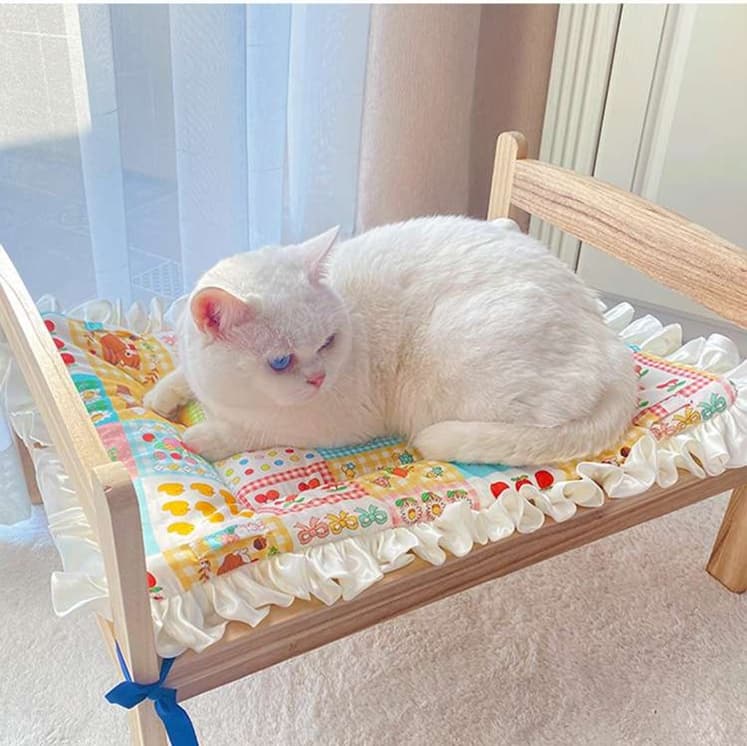 猫ベッド ふんわりフリル猫ちゃんの夢見座布団