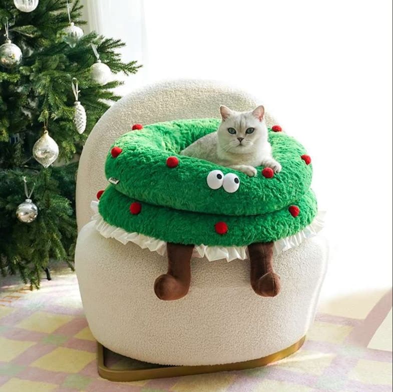 もふもふクリスマスツリー猫ベッド