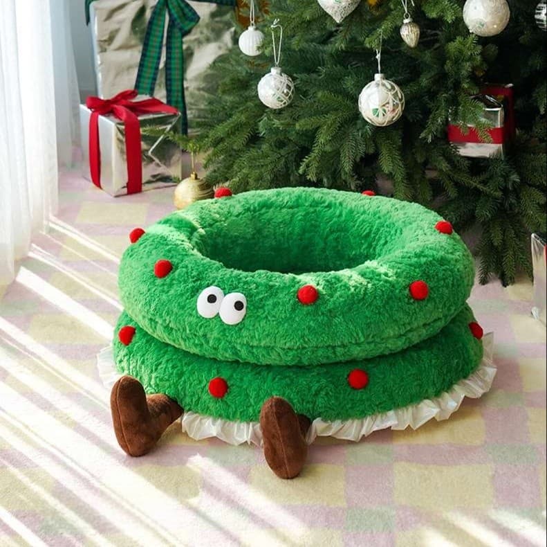 もふもふクリスマスツリー猫ベッド
