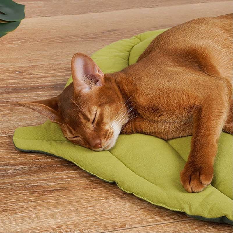 葉っぱ型ふわふわ猫ベッド